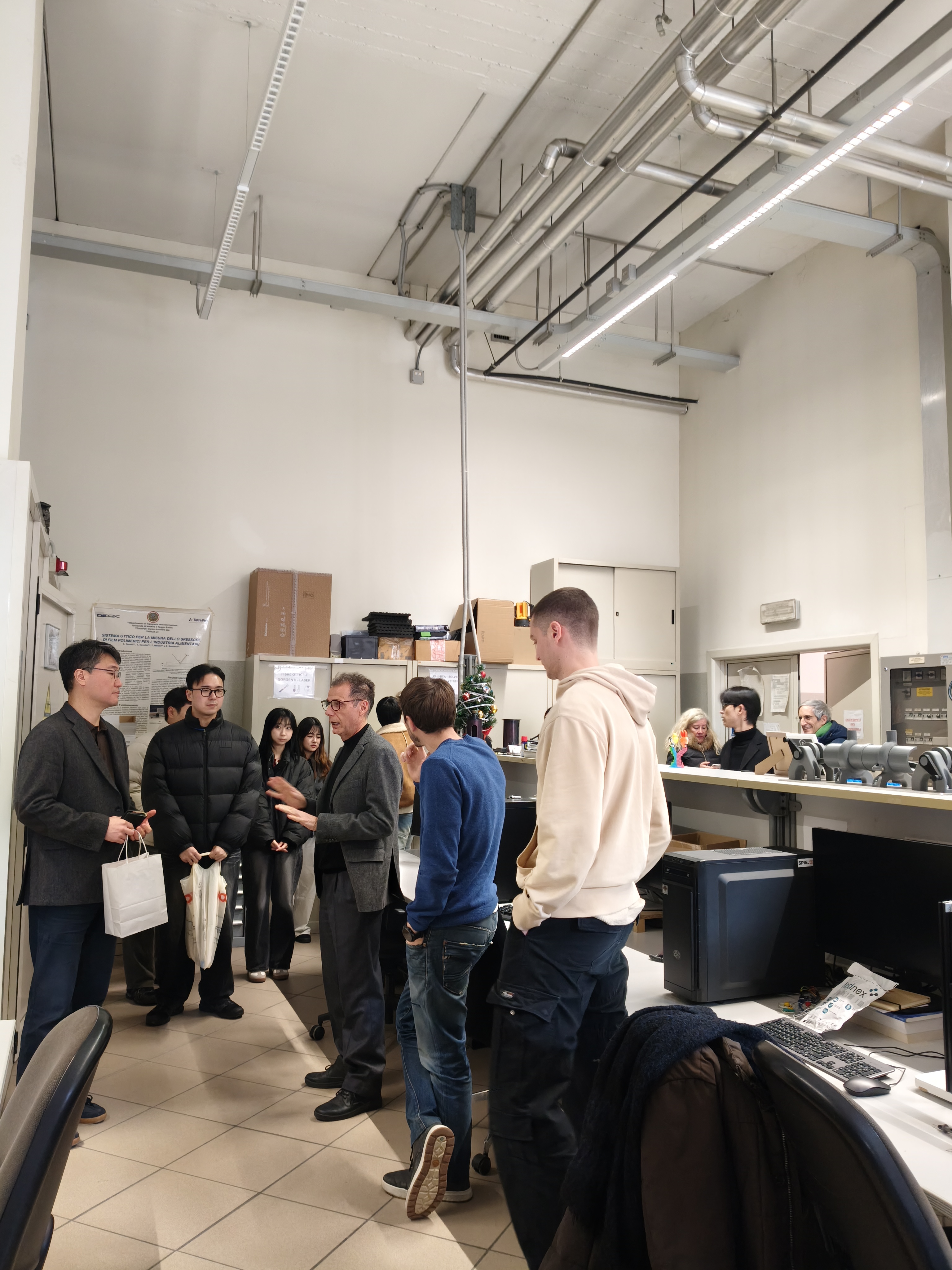 Il giorno 08/01/2026 il dipartimento di Ingegneria ha ospitato una delegazione proveniente dall' Univeristà di Seoul .
