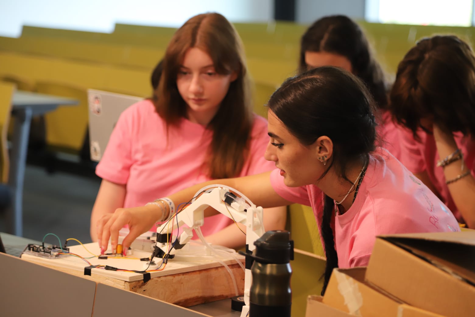 Green Tech Innovators: il summer campa Ragazze Digitali di Carpi